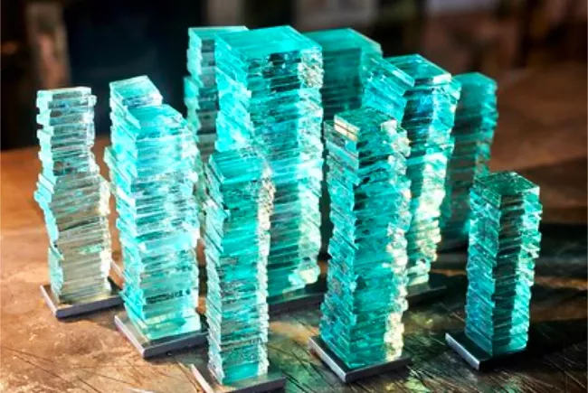 Paul Estier, Ville de lumière 2025, verre float thermoformé